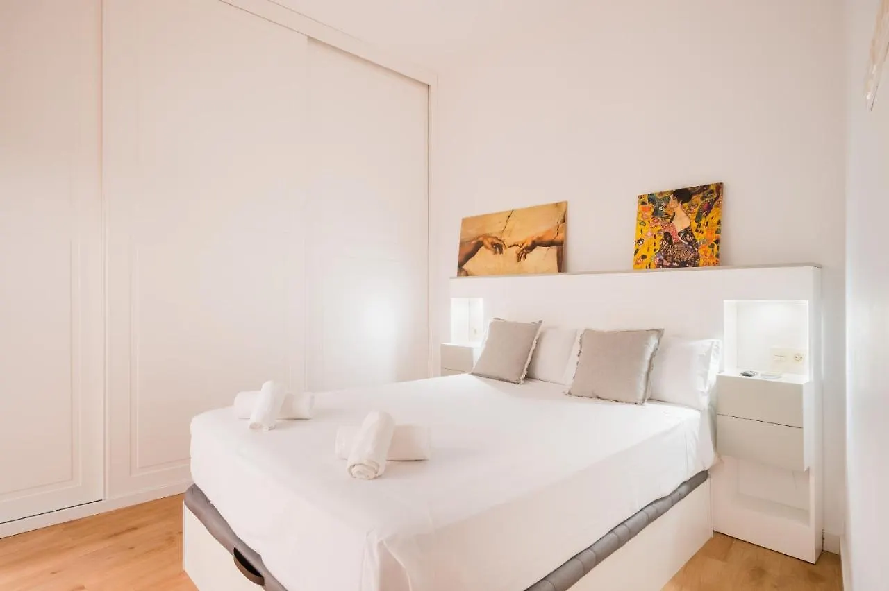 Charming New - Bd 1 Bth - Triana Apartment Seville